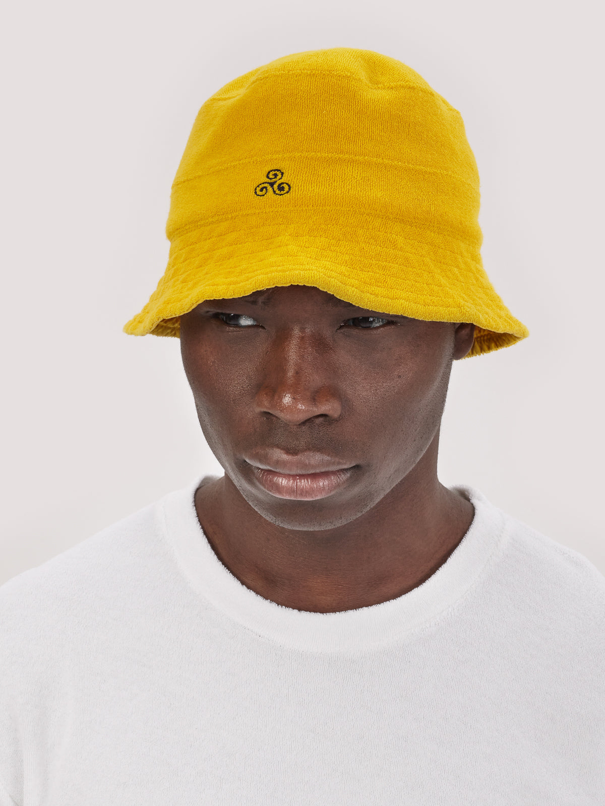 CAPPELLO BUCKET HAT GIALLO