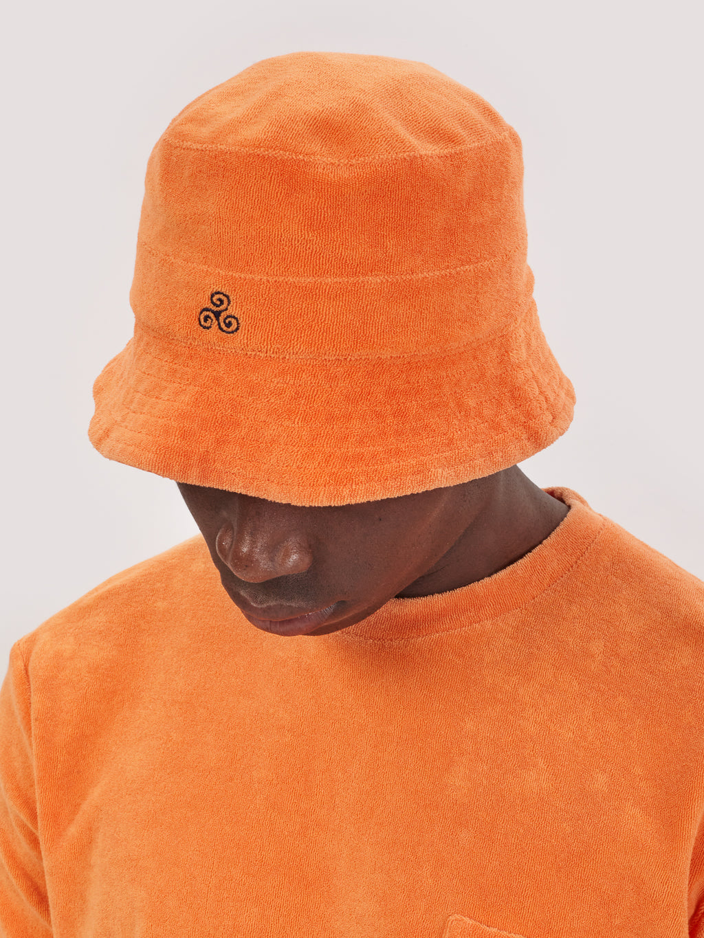CAPPELLO BUCKET HAT ARANCIO