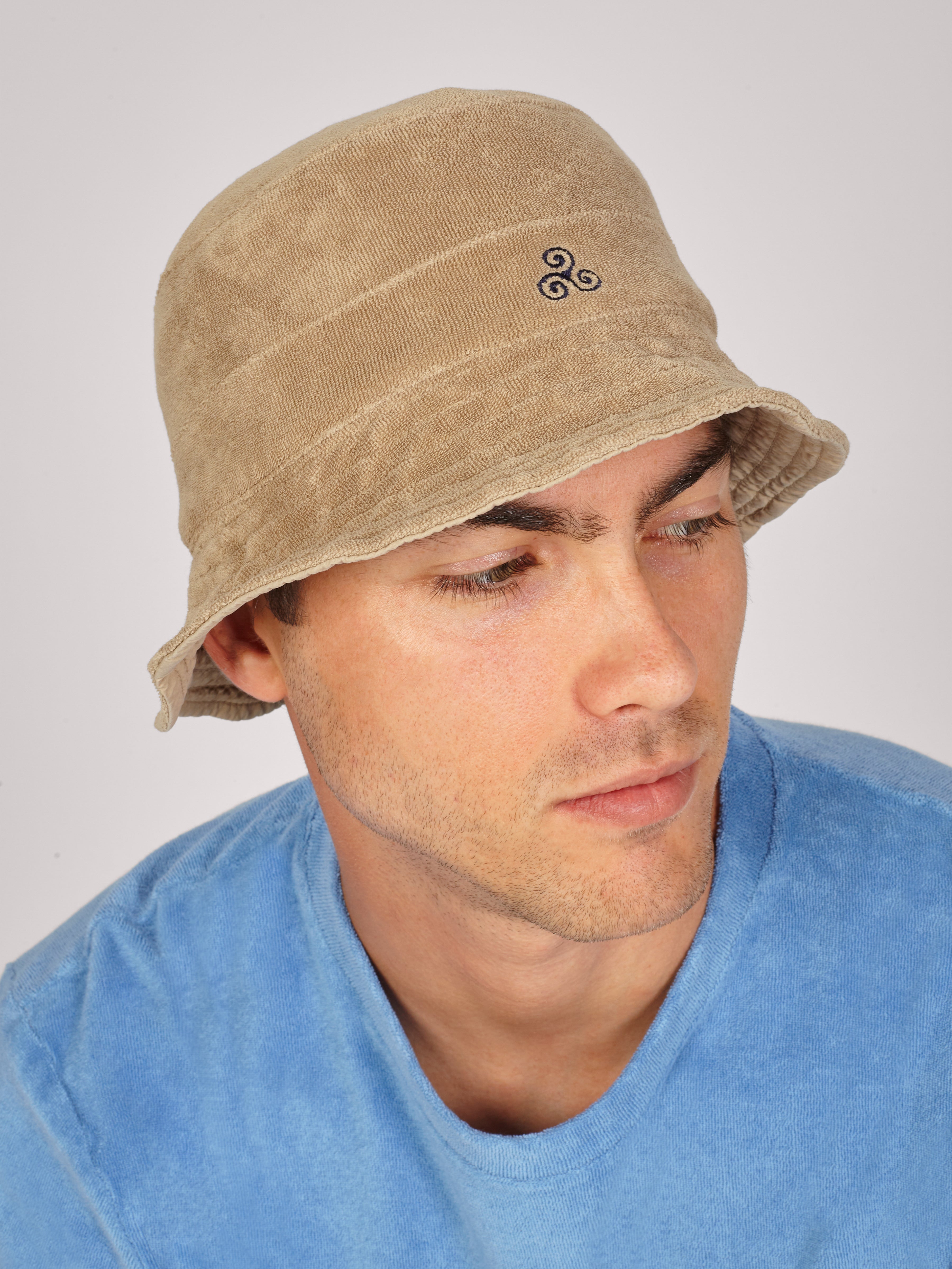 CAPPELLO BUCKET HAT BEIG